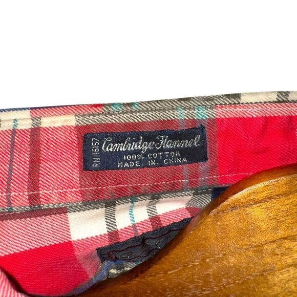 GANT Red Plaid Cambridge Flannel Button Down Sz L - Picture 4 of 8